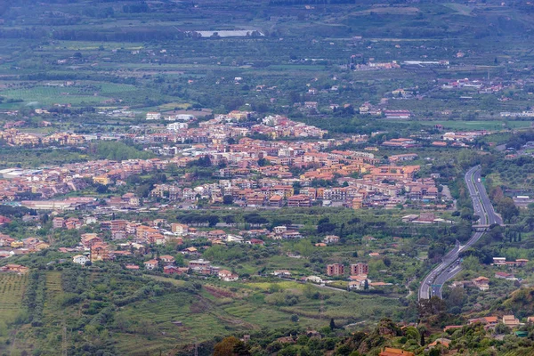 Uitzicht vanaf Castelmola stad — Stockfoto