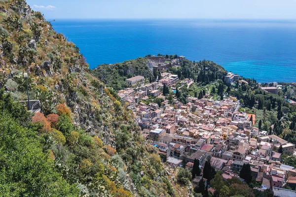 Vista aérea na cidade de Taormina — Fotografia de Stock