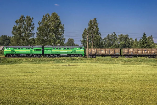 Поезд в Латвии — стоковое фото