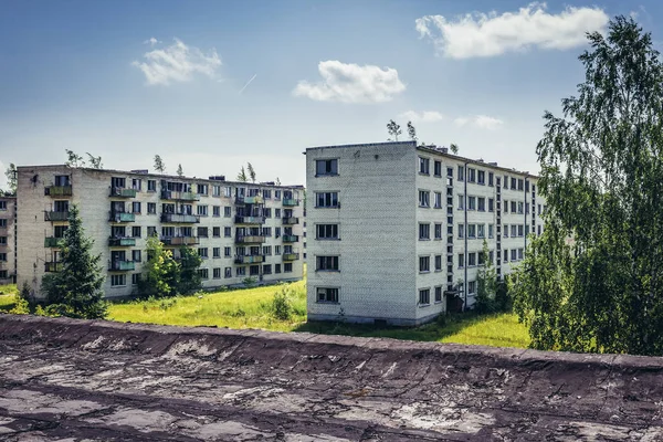 Verlaten Skrunda stad in Letland — Stockfoto