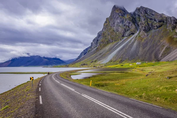 Montagem Eystrahorn na Islândia — Fotografia de Stock