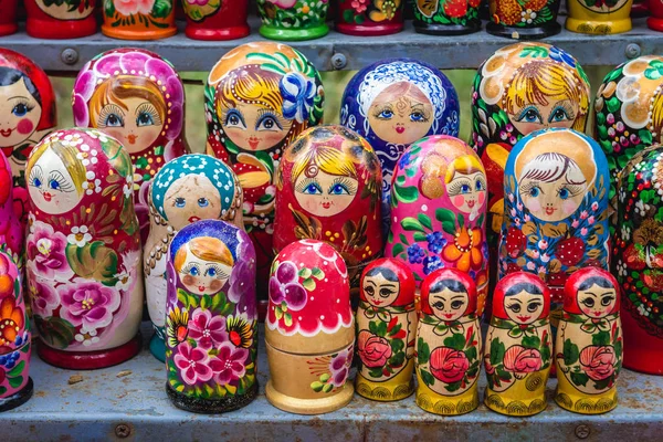 Mercado de lembranças ao ar livre na cidade de Chisinau — Fotografia de Stock