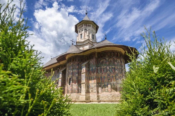 Monasterio Moldovita en Rumania — Foto de Stock
