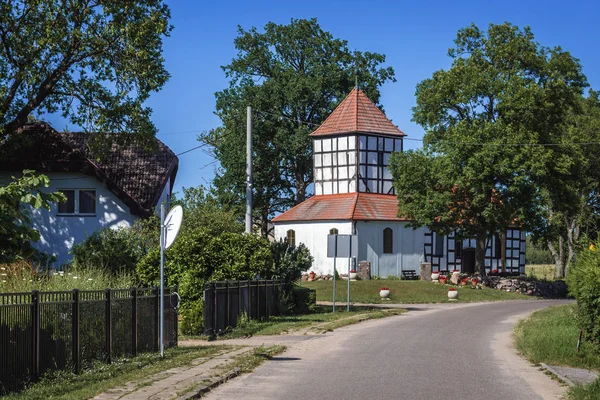 Kyrkan i Stara Dobrzyca — Stockfoto