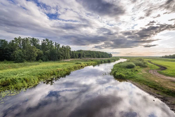 Río Biebrza en Polonia — Foto de Stock