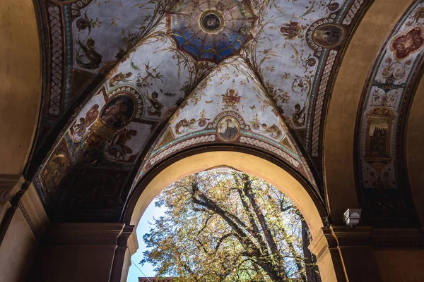 Pórtico Pintado Casa Localizado Praça Cavour Parte Histórica Cidade Bolonha — Fotografia de Stock