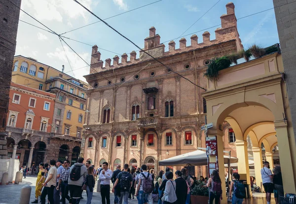 Fachada Del Edificio Strazzaroli Situado Plaza Porta Ravegnana Parte Histórica — Foto de Stock