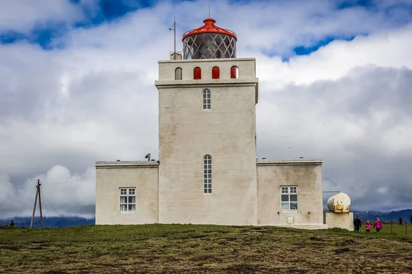 Dyrholaey Island Juni 2018 Leuchtturm Von Dyrholaey Früher Bekannt Als — Stockfoto
