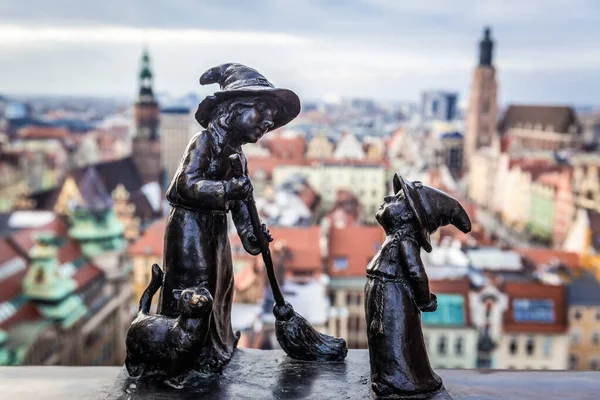 Wroclaw Poland December 2019 Dwarf Statuettes Witches Bridge Mary Magdalene — 스톡 사진