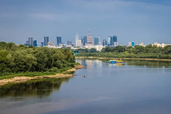 Varsovia Polonia Agosto 2019 Vista Desde Puente Siekierkowski Sobre Río — Foto de Stock