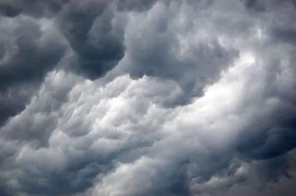 Incredibili nuvole tempesta — Foto Stock