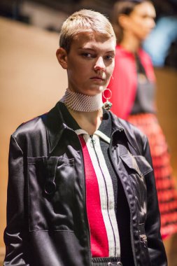 Timo Weiland sunu sırasında Nyfw 