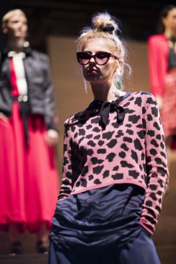 Nyfw Sprin yaz 2016'timo Weiland tanıtım