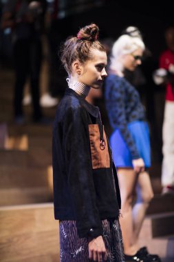 Nyfw Sprin yaz 2016'timo Weiland tanıtım