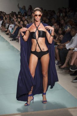 Miami moda defilesi