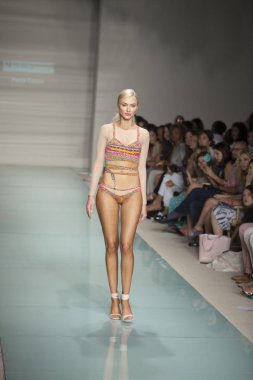 Miami moda defilesi