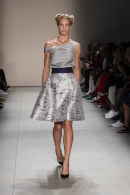 Irina Vitjaz moda gösterisi ilkbahar yaz 2017