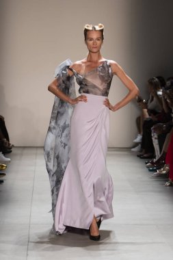 Irina Vitjaz moda gösterisi ilkbahar yaz 2017