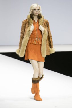 Sebahat sanat defile sonbahar kış 2017