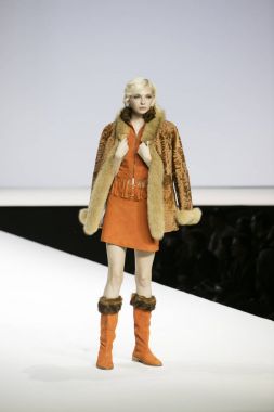 Sebahat sanat defile sonbahar kış 2017