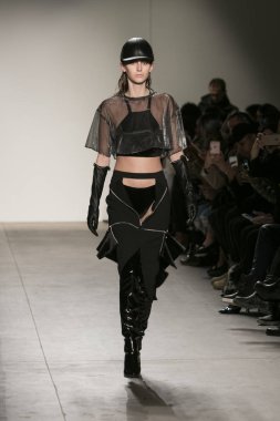 Hakan Akkaya sonbahar kış 2017 Fashion Show