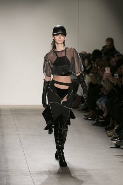 Hakan Akkaya sonbahar kış 2017 Fashion Show