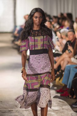 Nicole Miler moda gösterisi sırasında yeraltı Lauderdale 2017