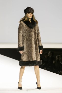 Sebahat sanat sonbahar kış 2017 defile