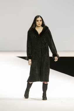 Sebahat sanat sonbahar kış 2017 defile