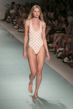 Montce defilede 2017 Funkshion