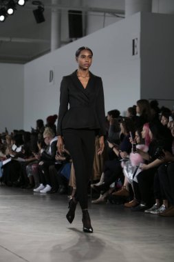 Denibi Barselona sonbahar kış 2017 Fashion Show