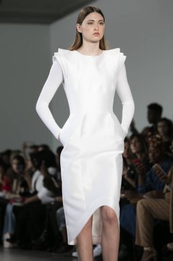 Denibi Barselona defile sonbahar kış 2017