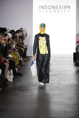 Endonezya Çeşitlilik Nyfw 2017 - Dian Pelangi