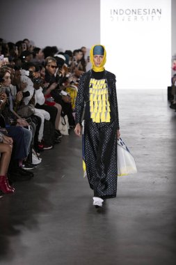 Endonezya Çeşitlilik Nyfw 2017 - Dian Pelangi