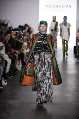 Endonezya Çeşitlilik Nyfw 2017 - Dian Pelangi