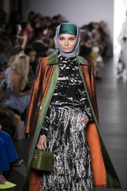 Endonezya Çeşitlilik Nyfw 2017 - Dian Pelangi