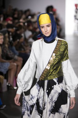 Endonezya Çeşitlilik Nyfw 2017 - Dian Pelangi