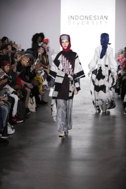 Endonezya Çeşitlilik Nyfw 2017 - Dian Pelangi