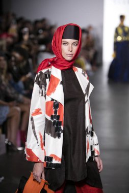 Endonezya Çeşitlilik Nyfw 2017 - Dian Pelangi