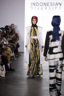 Endonezya Çeşitlilik Nyfw 2017 - Dian Pelangi