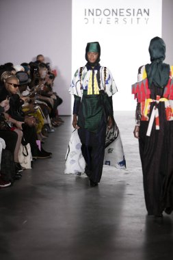 Endonezya Çeşitlilik Nyfw 2017 - Dian Pelangi