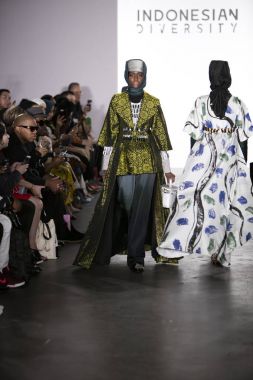 Endonezya Çeşitlilik Nyfw 2017 - Dian Pelangi