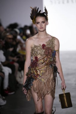 Melia Vijaya Defile sırasında Endonezya çeşitlilik 2017