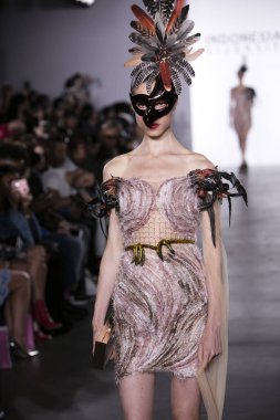 Melia Vijaya Defile sırasında Endonezya çeşitlilik 2017