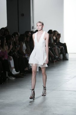 Hakan Akkaya moda gösterisi ilkbahar yaz 2018