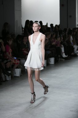 Hakan Akkaya moda gösterisi ilkbahar yaz 2018