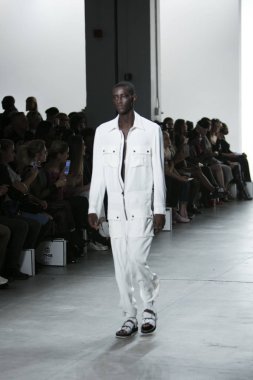 Hakan Akkaya moda gösterisi ilkbahar yaz 2018