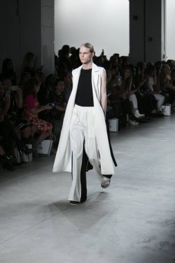 Hakan Akkaya moda gösterisi ilkbahar yaz 2018