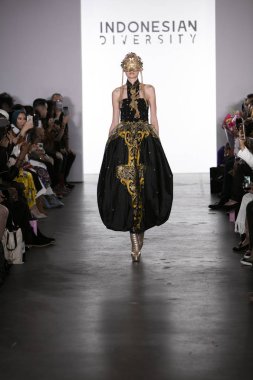Catherine Njoo defilede Endonezya çeşitlilik 2017