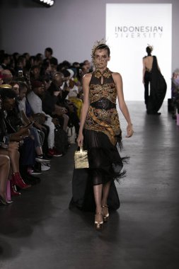 Catherine Njoo defilede Endonezya çeşitlilik 2017